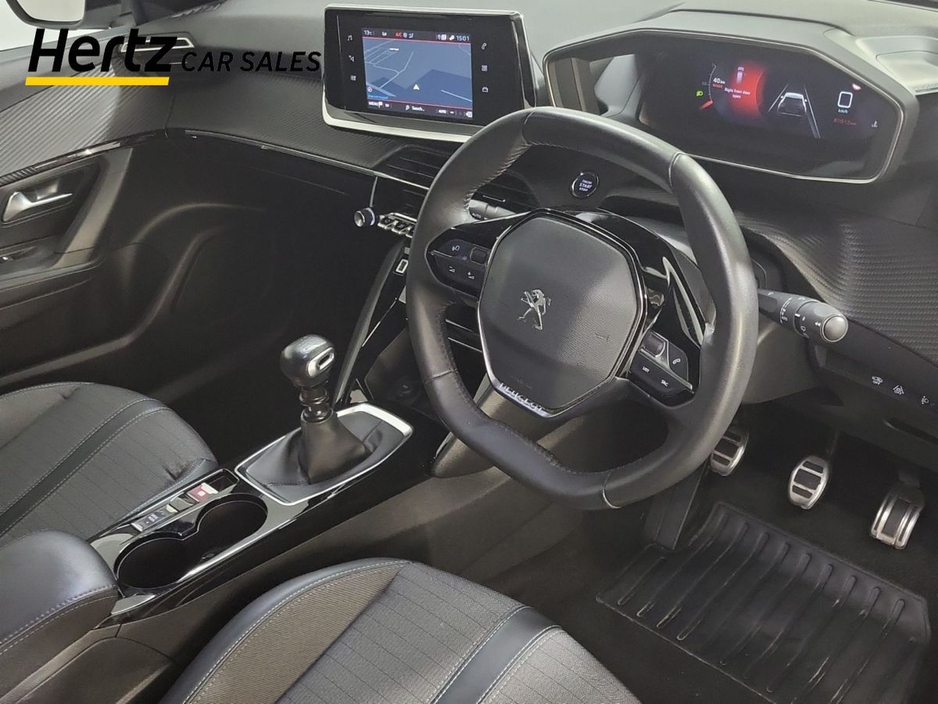 2023 Peugeot 2008 - image 12