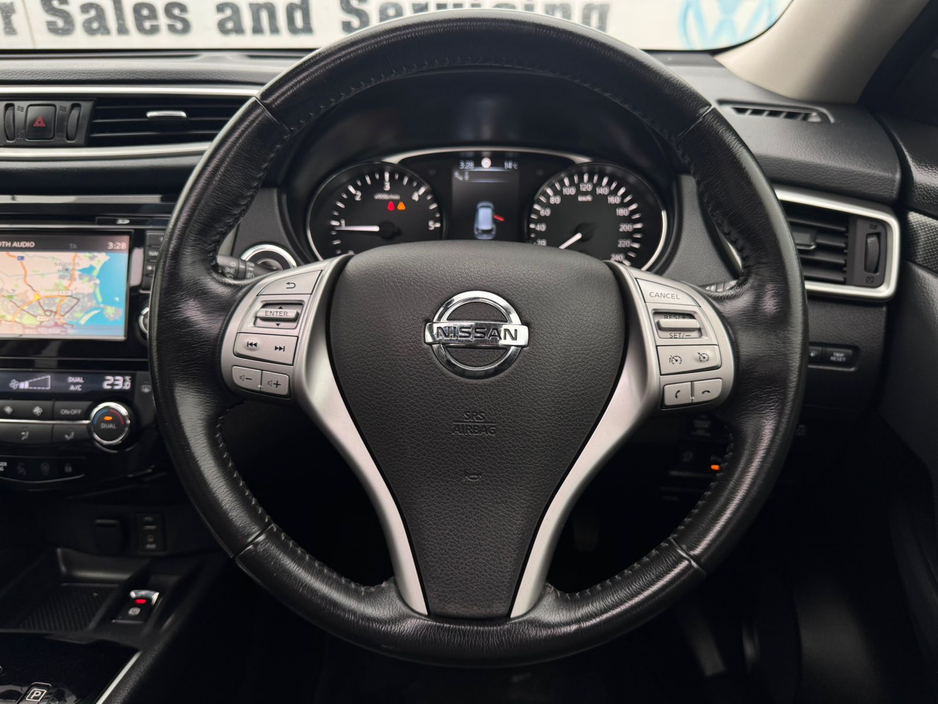 2017 Nissan X-Trail - image 32