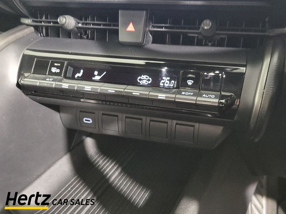 2024 Toyota C-HR - image 20