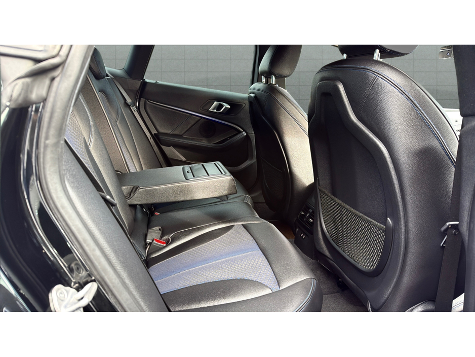 2020 BMW 2 Series - image 19