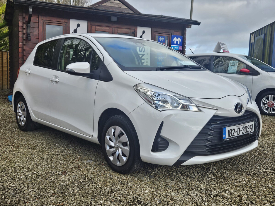 2018 Toyota Vitz - image 11