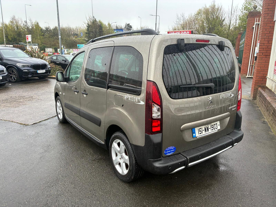 2015 Peugeot Partner - image 6