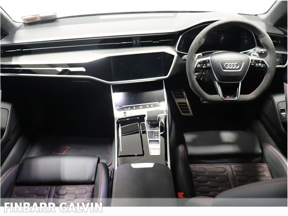 2024 Audi RS6 - image 4