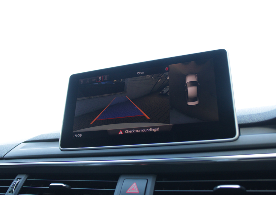 2016 Audi A4 - image 14