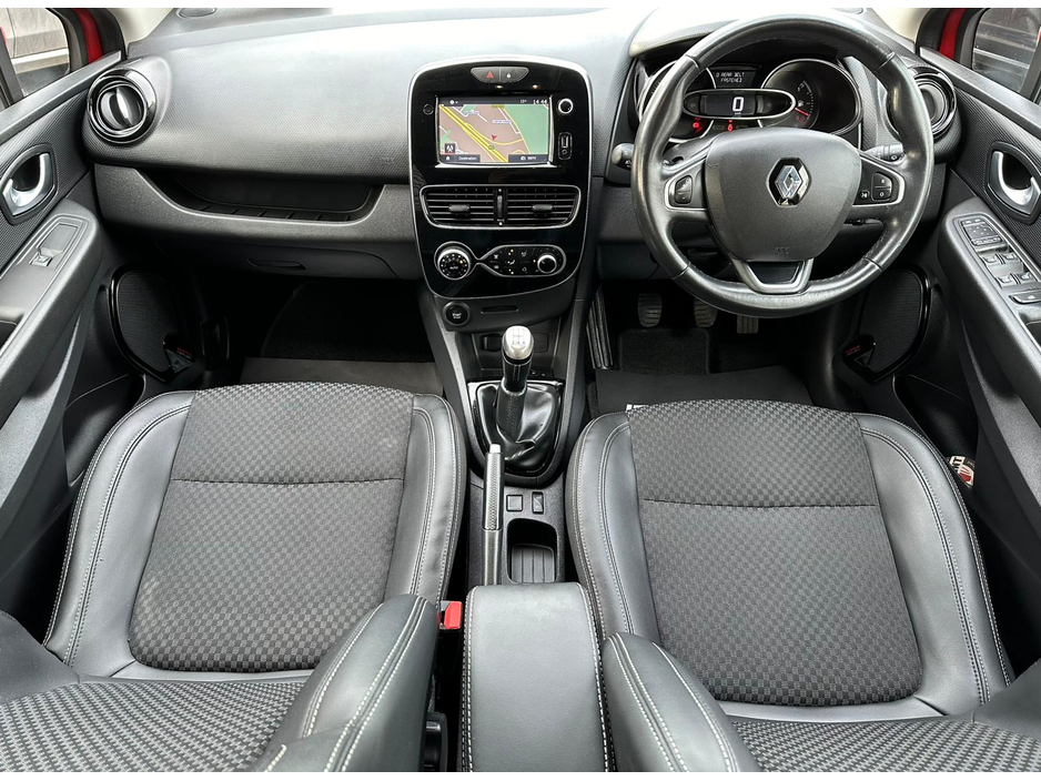 2019 Renault Clio - image 15