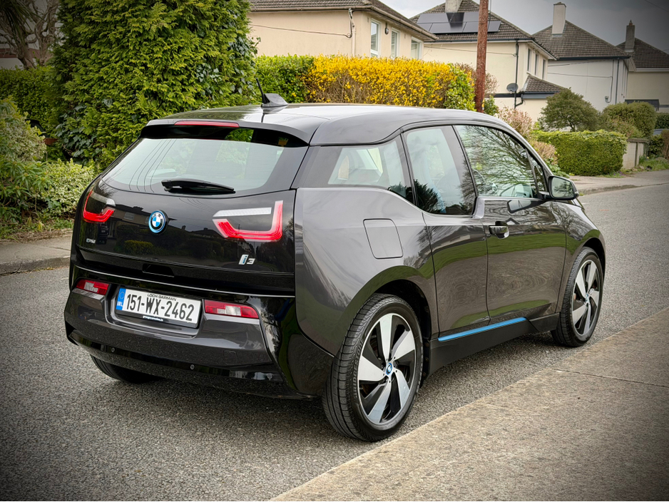 2015 BMW i3 - image 10
