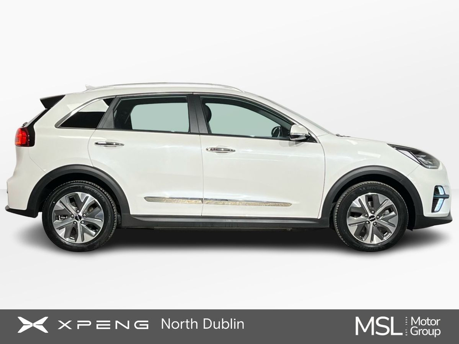 2022 Kia e-Niro - image 5