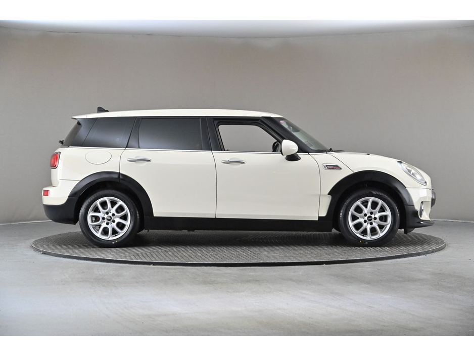 2018 MINI Clubman - image 11