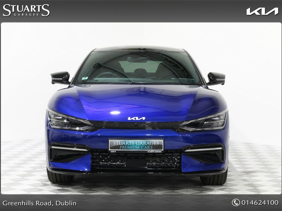 2022 Kia EV6 EV6 GT LINE: YACHT BLUE METALLIC, BLACK AND IVORY ALCANTARA INTERIOR, SUNROOF, 360 CAMERAS, WIRELESS CHARGING, HEADS UP DISPLAY €31,945