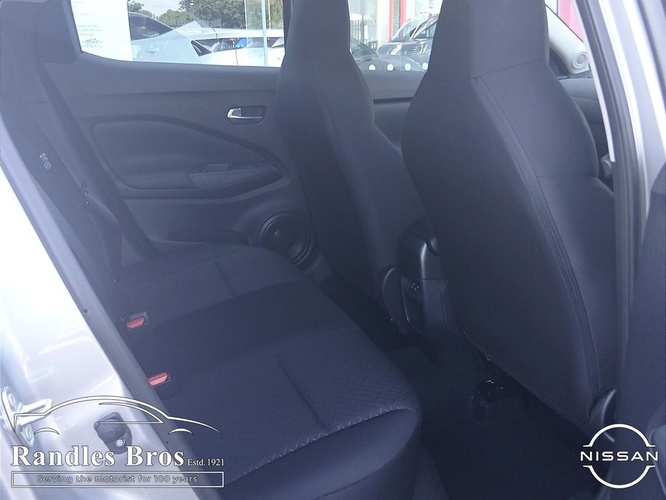 2025 Nissan Juke - image 14