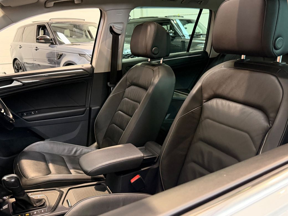 2020 Volkswagen Tiguan - image 19