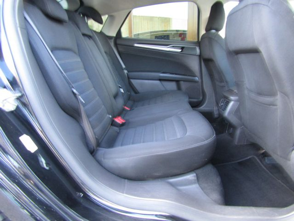 2017 Ford Mondeo 2.0 TDCI Zetec ECO S/S 150PS 5DR €9,950