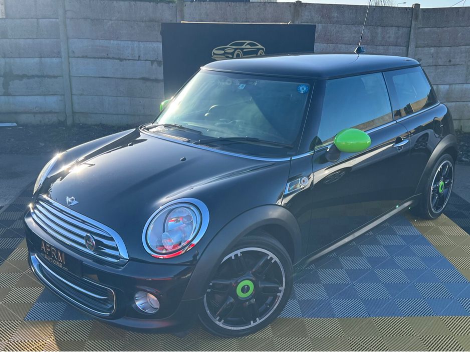 2013 MINI Hatch  €8,950
