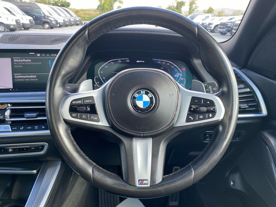2021 BMW X5 - image 12