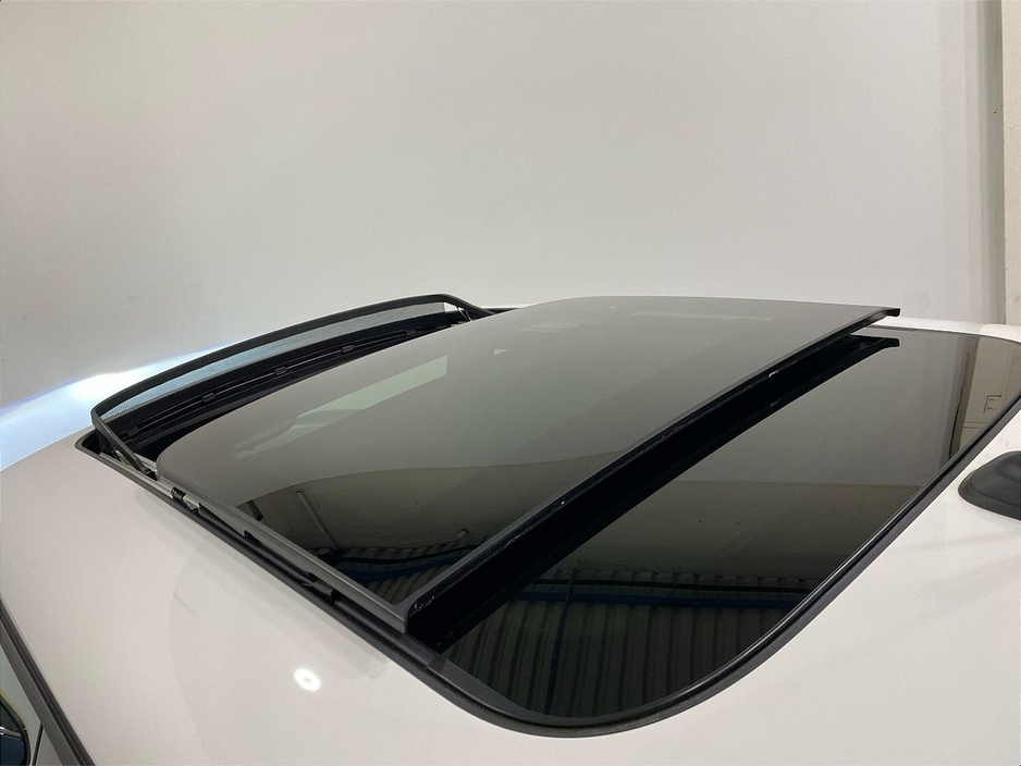 2023 MINI Hatch Electric Level 3