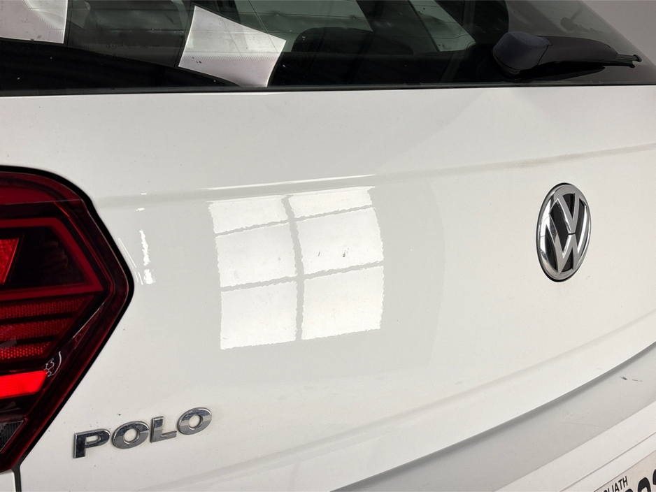 2018 Volkswagen Polo NEW NCT COMFORTLINE 1.0 MANUAL**MULTIFUNCTIONAL STEERING WHEEL**TOUCH SCREEN MEDIA DISPLAY**PARKING SENSORS**APPLE CARPLAY**BLACK CLOTH INTERIOR**SEMI DIGITAL DASH**ISOFIX**FINANCE AVAILABLE** €14,495