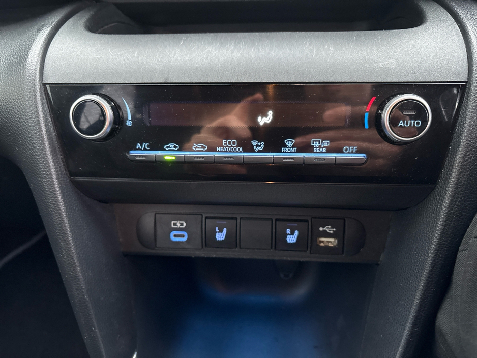 2023 Toyota Yaris Cross 1.5L Petrol Hybrid Automatic €26,950