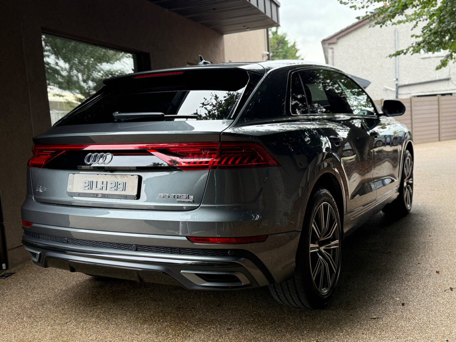 2021 Audi Q8 3.0TFSI e 55 S Line €69,900