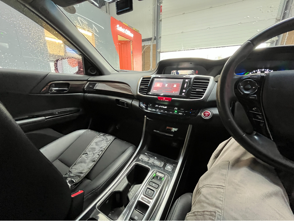 2019 Honda Accord - image 16