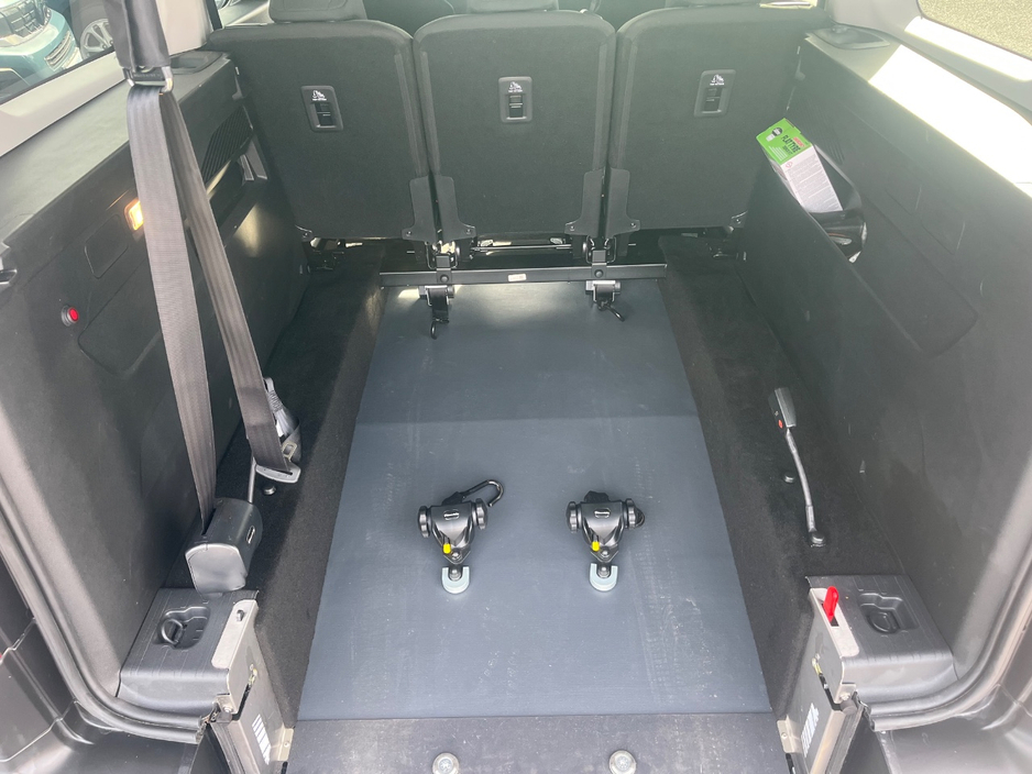 2024 Citroen Berlingo - image 10