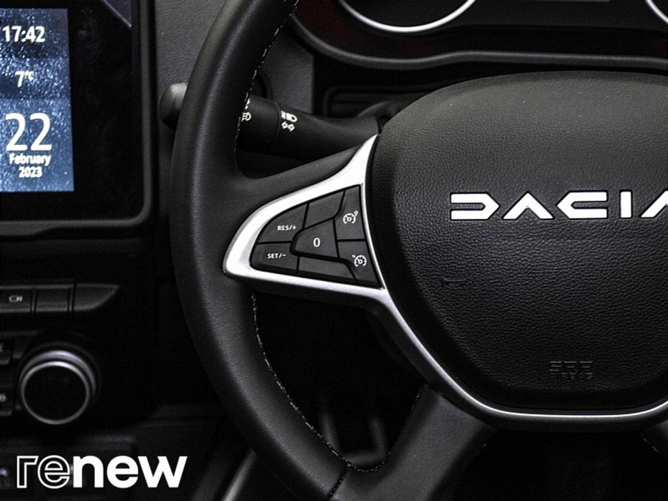 2023 Dacia Duster - image 22