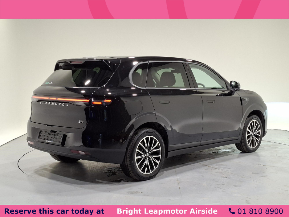 2026 Leapmotor B10 - image 8