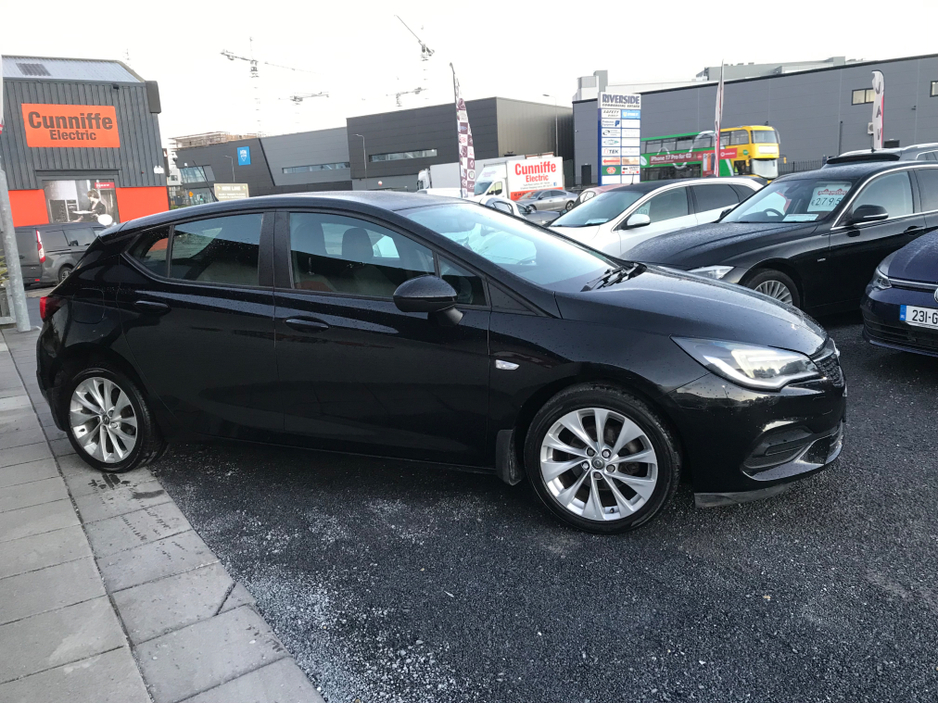 2021 Opel Astra MY21-SC-1.5 105PS-DSL-6S 105PS-DSL-6SP 5DR €13,925