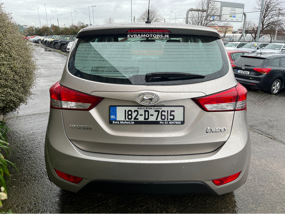 2018 Hyundai ix20 - image 7