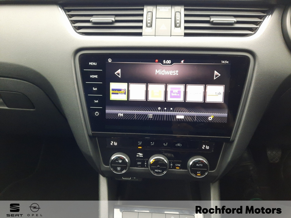2019 Skoda Octavia - image 12