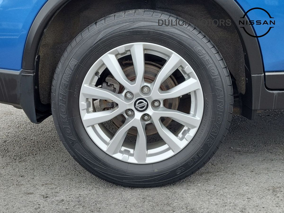 2020 Nissan X-Trail - image 18