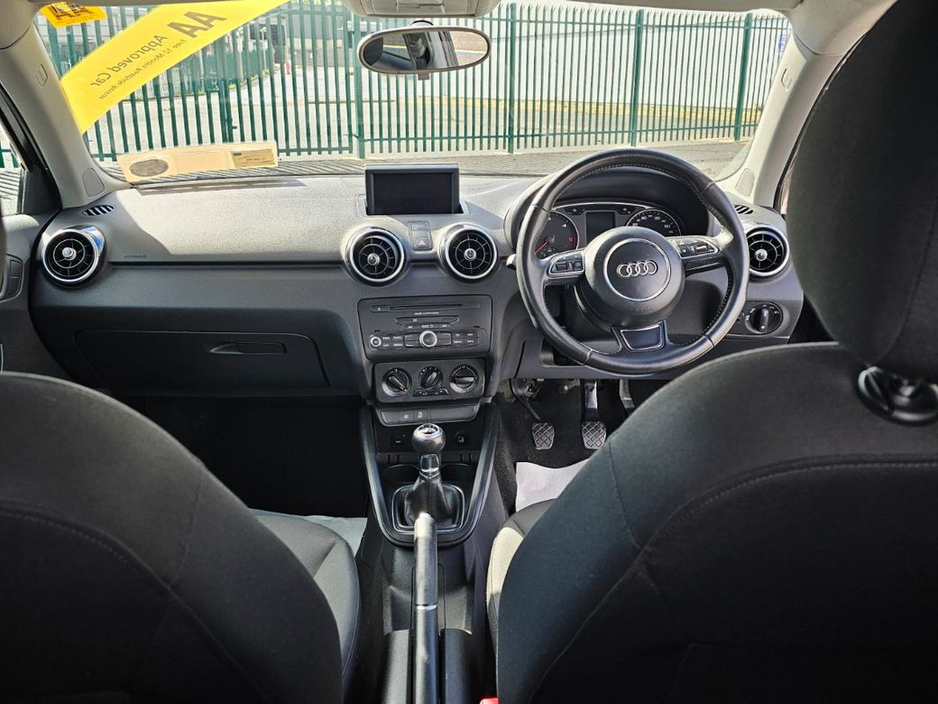 2014 Audi A1 - image 16