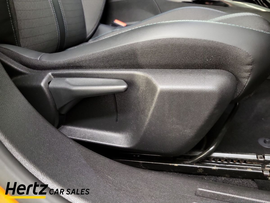 2023 Peugeot 2008 - image 19