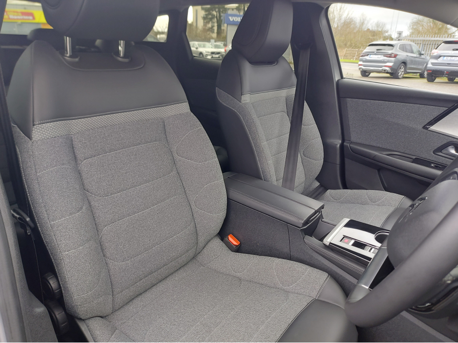 2025 Citroen C5X - image 15