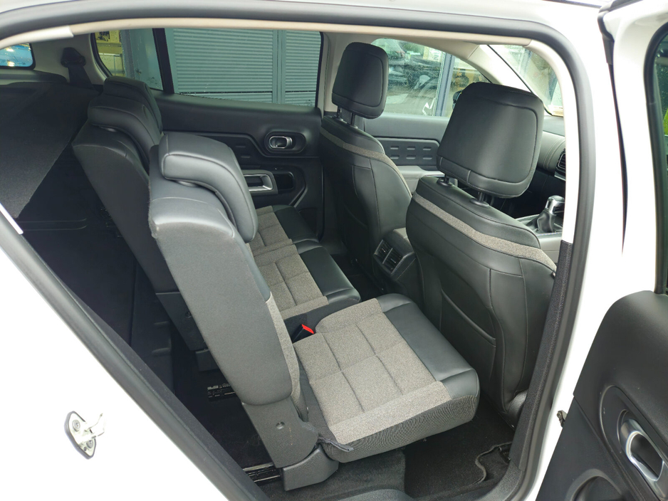 2020 Citroen C5 Aircross - image 11