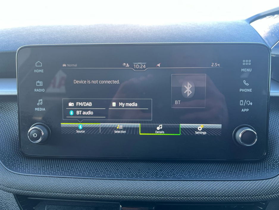 2025 Skoda Fabia - image 18