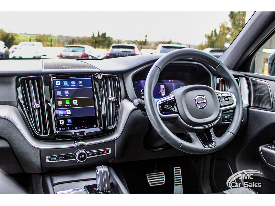 2022 Volvo XC60 - image 26