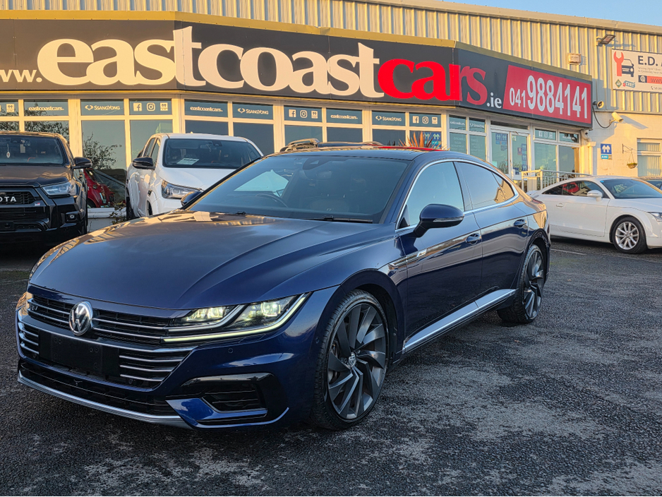 2019 Volkswagen Arteon 2.0 TSI R-LINE PANORAMIC SUNROOF 4MOTION 280BHP VIRTUALDASH FULL LEATHER HEATED ELECTRIC SEATS SAT NAV CARPLAY ANDROID AUTO BLIND SPORT PARKING SENSORS SELF PARKING ASSIST 360 CAMERA DYNAUDIO SOUND €31,500