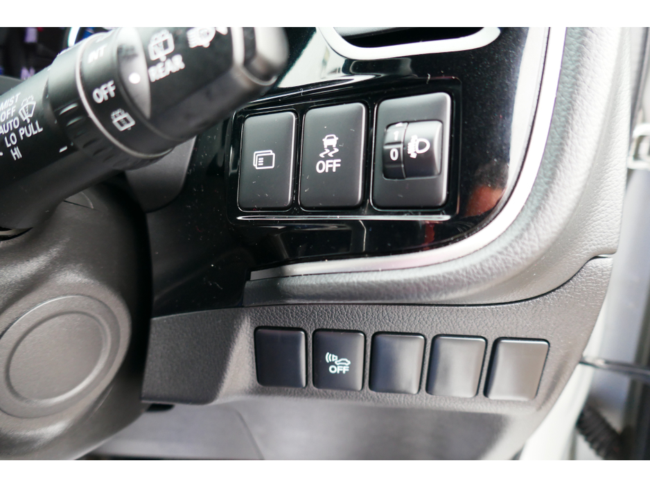 2020 Mitsubishi Outlander 2.4 DYNAMICS PHEV 221 €23,500