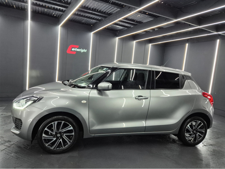 2022 Suzuki Swift - image 22