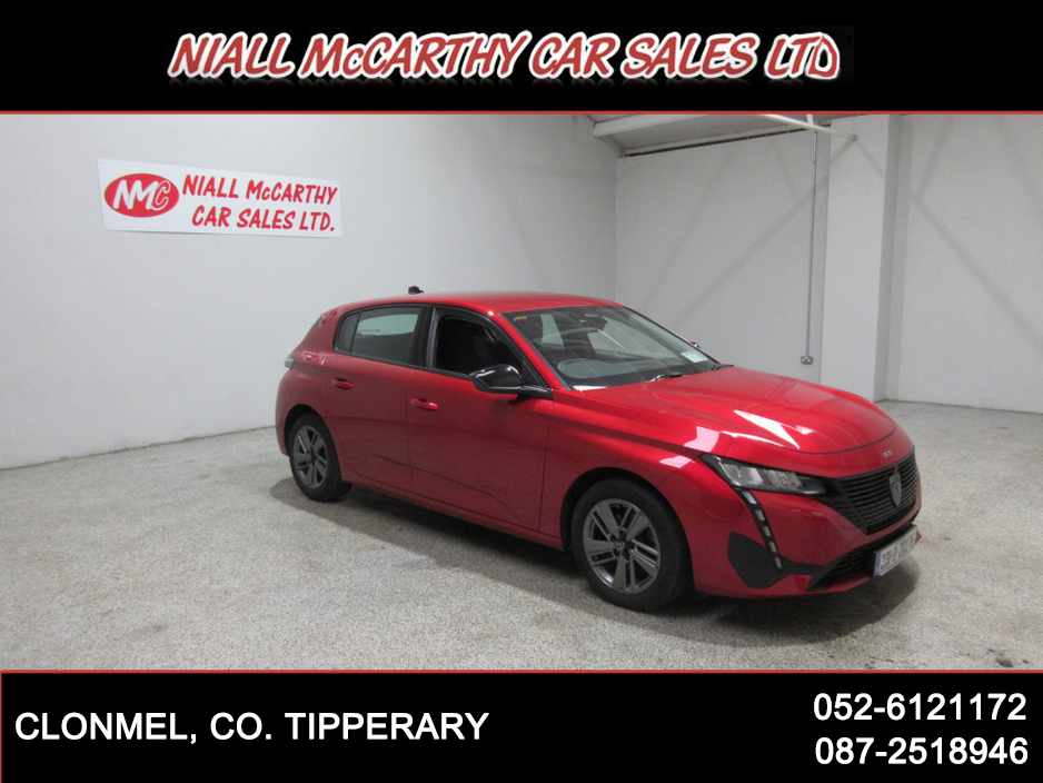 2023 Peugeot 308 - image 4