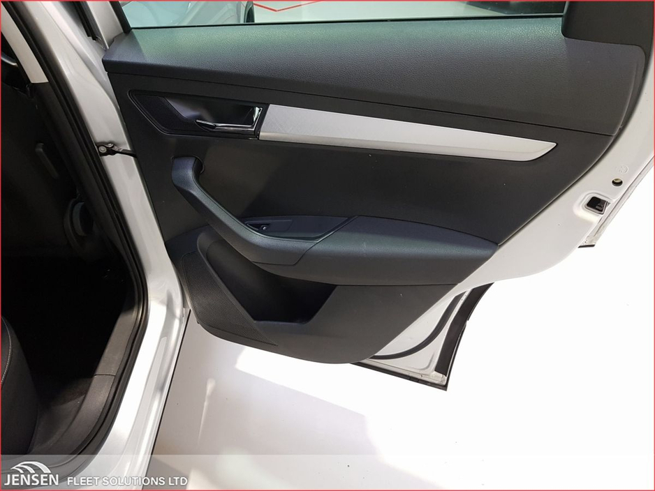 2023 Skoda Karoq 2.0TDI 115HP DSG Ambition €30,950