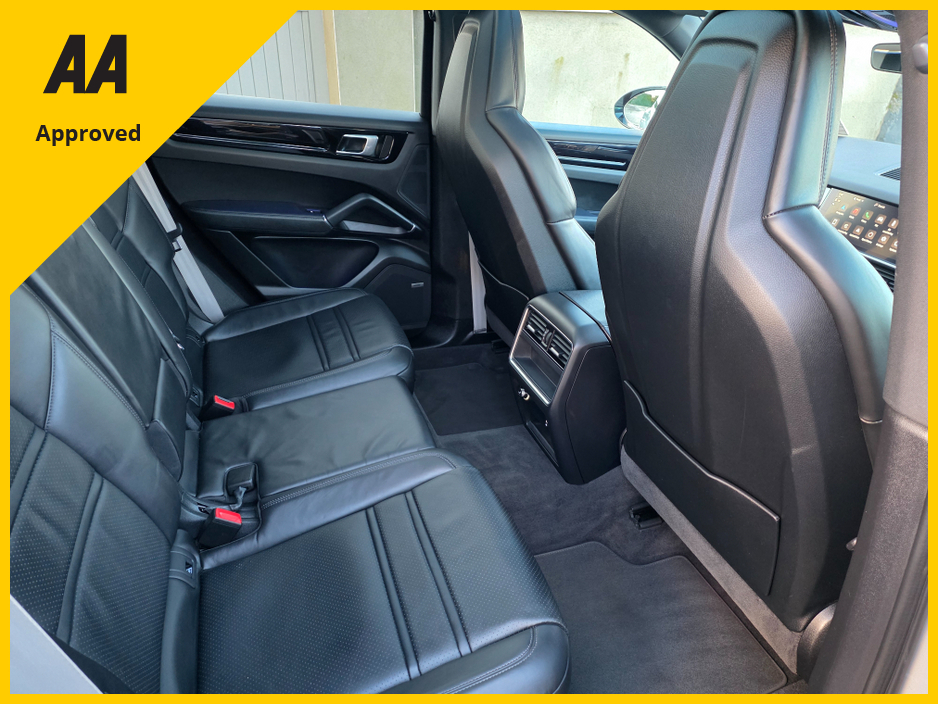 2022 Porsche Cayenne * COUPE * HIGH SPEC €68,900