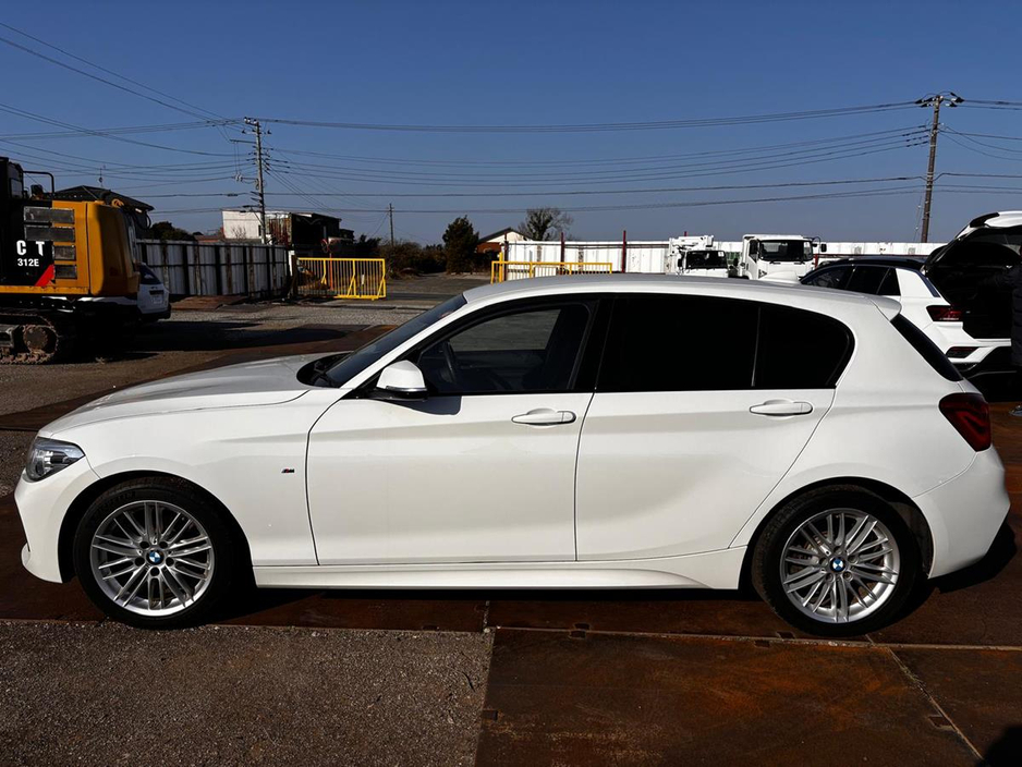 2017 BMW 1 Series - image 6