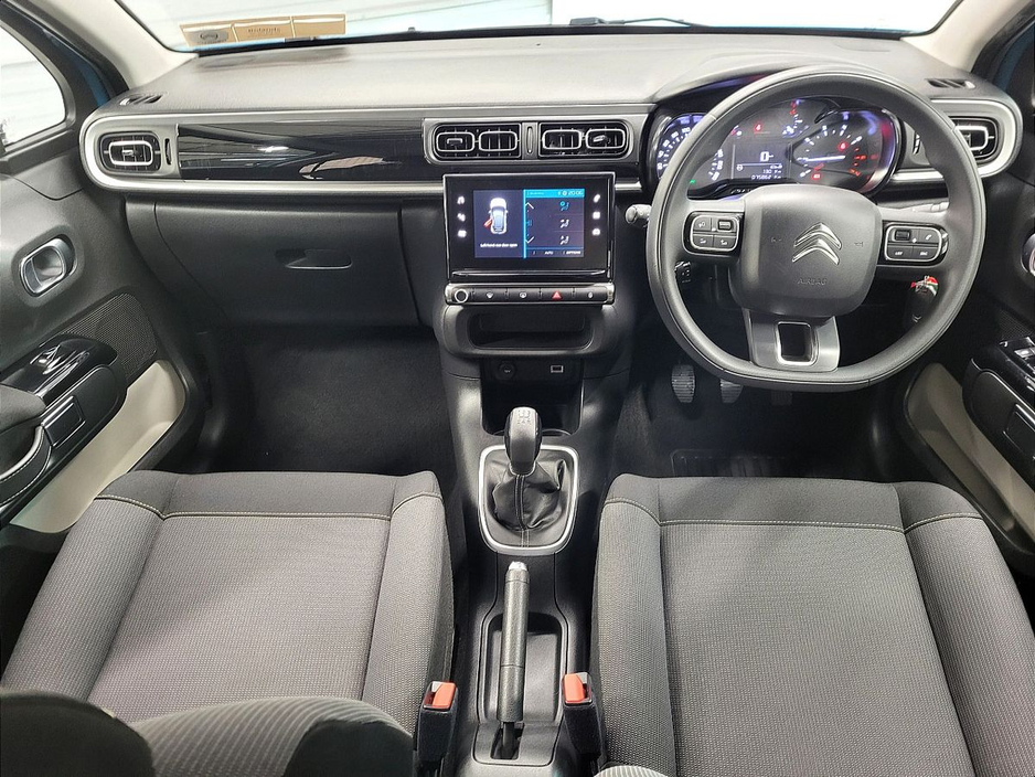 2023 Citroen C3 - image 4