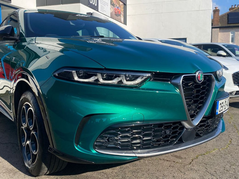 2025 Alfa Romeo Tonale - image 41