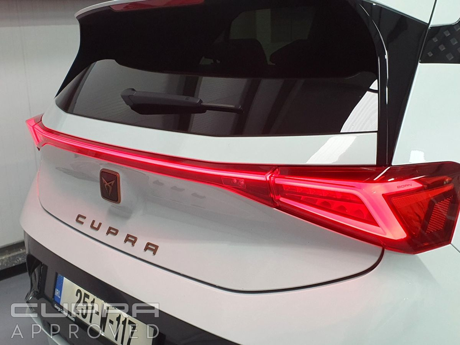 2025 Cupra Born - image 25