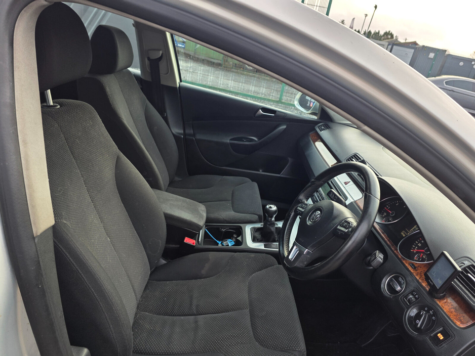 2010 Volkswagen Passat 1.6 TDI BLUEMOTION COMFORTLINE €3,950