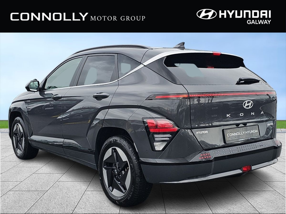 2025 Hyundai Kona - image 2