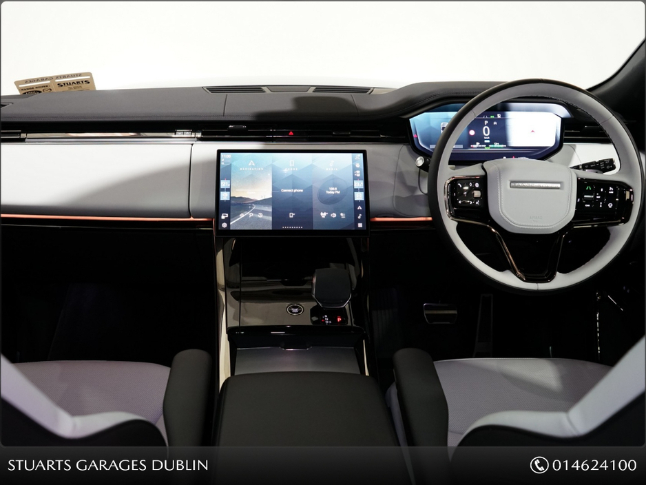 2024 Land Rover Range Rover Sport - image 4