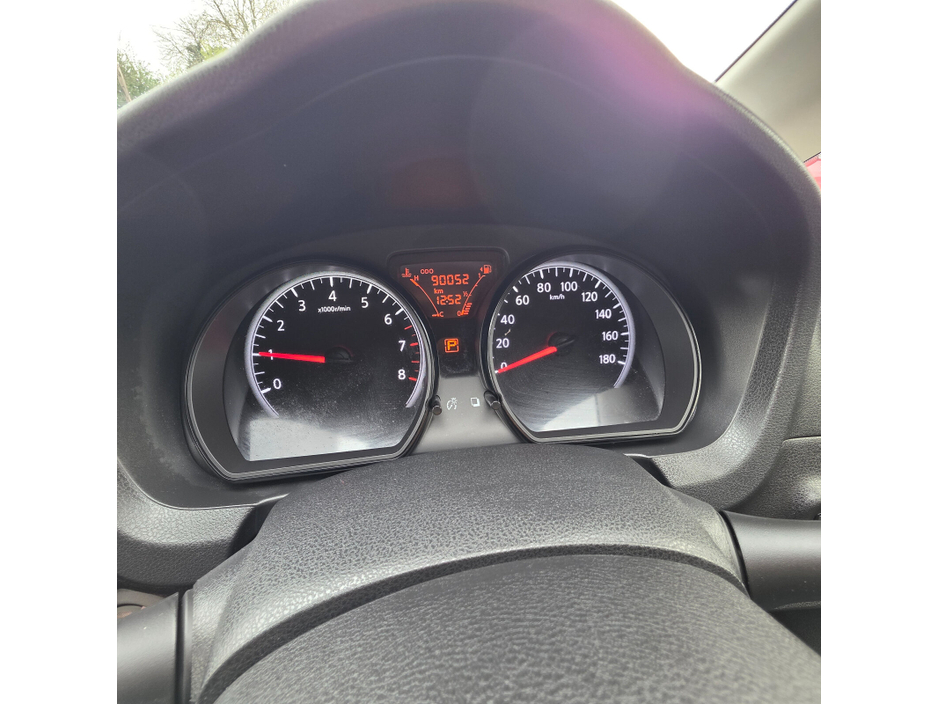 2017 Nissan Note - image 24